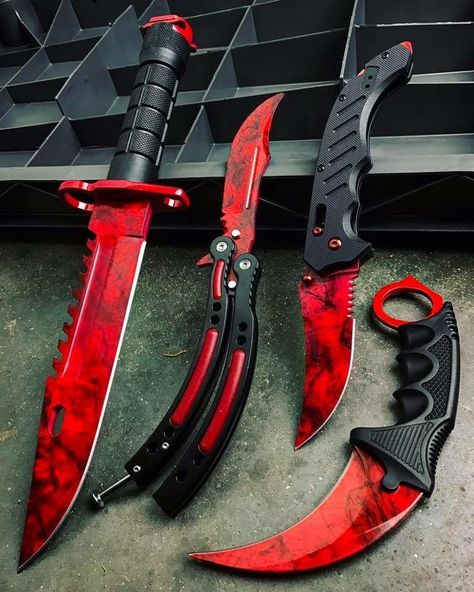 Knife Aesthetic, Serie Bmw, Image Moto, Pretty Knives, Butterfly Knife, Tactical Gear Loadout, Karambit Knife, Cool Knives, Arsenal Fc