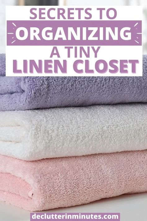 how to organize a linen closet. Tips on how to organize bathroom linens and declutter linens to streamline a closet of bathroom supplies. How to set up an organized linen closet. #linencloset #linenorganizing #organizebathroomtowels Tiny Linen Closet, Organize A Linen Closet, Organized Linen Closet, Linen Closet Shelves, Organize Bathroom, Closet Tips, Closet Organization Tips, Cheap Closet, Bathroom Organizing