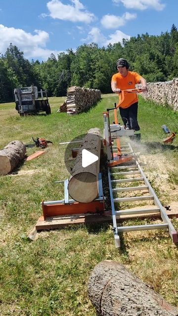 Ottawa Milling on Instagram: "Milling a cant out of a spruce log! I have to say, I'm super impressed with this PM14 from @norwoodsawmills 

This mill works pretty good!  Lots of fun and easy to set up!

The @granberginternational ripping helps a lot as well! 

#ottawamilling #norwoodsawmills #milling #stihl #chainsawmill #granberg" Portable Chainsaw Mill, Homemade Bandsaw Mill, Bandsaw Mill, Chainsaw Mill, Wood Mill, Farm Landscape, Metal Ideas, New Brunswick, July 11