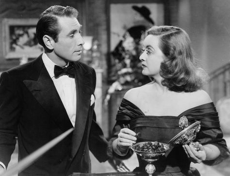 Bette Davis And Gary Merrill In All About Eve, 1950 (Edith Head) Gary Merrill, Edith Head Designs, Anne Baxter, Edith Head, Best Costume Design, The Great Race, Hollywood Costume, All About Eve, Bette Davis