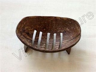 Coconut Diy, Shell Soap Dish, Coconut Products, Coconut Jewelry, Coconut Shell Crafts, Coconut Soap, Coconut Shells, Shells Diy, Coconut Wood