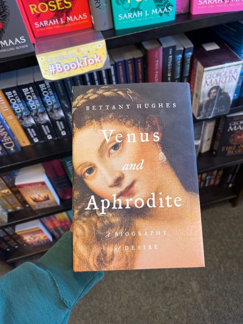 Lady Aphrodite, Inner Me, Books To Read Nonfiction, Book Recs, Beautiful Costumes, Sarah J, Aphrodite, Girly Things, Books To Read