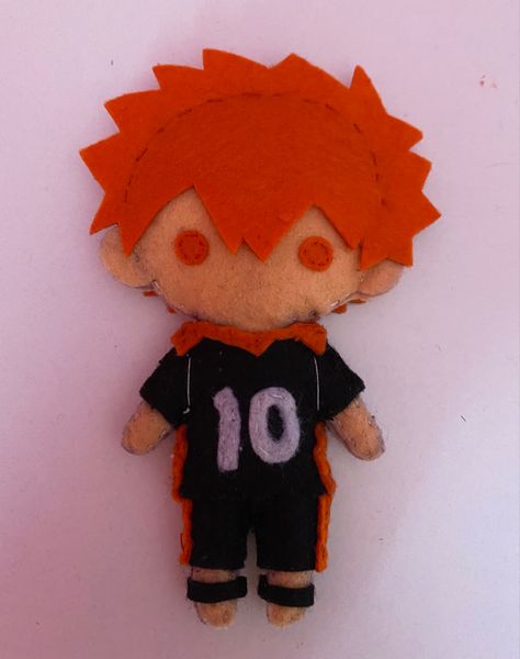 Felt Anime, Anime Diys, Plushies Diy, Felt Plushie, Hinata Shoyo, Cute Sewing Projects, Anime Dolls, Felt Toys, Felt Fabric