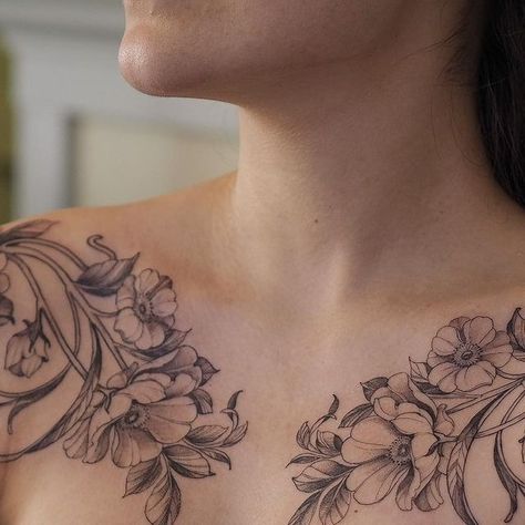 Fineline Chest Tattoo, Art Nouveau Chest Tattoo, Art Nouveau Floral Tattoo, Anime Sleeve, Art Nouveau Tattoo, 2022 Art, Art Nouveau Flowers, Chest Piece Tattoos, Art Nouveau Floral