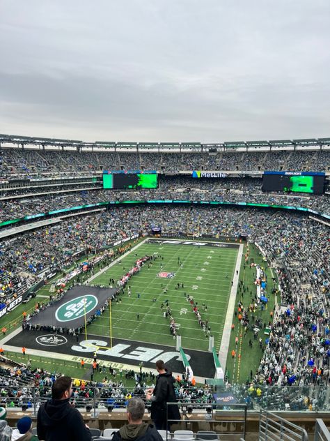 Ny Jets Aesthetic, Nfl Games Aesthetic, Nfl Coach Aesthetic, New York Jets Aesthetic, Football Sunday Aesthetic, Sports Team Aesthetic, Nfl Players Aesthetic, Minecraft Stadium, Nfl Aesthetic