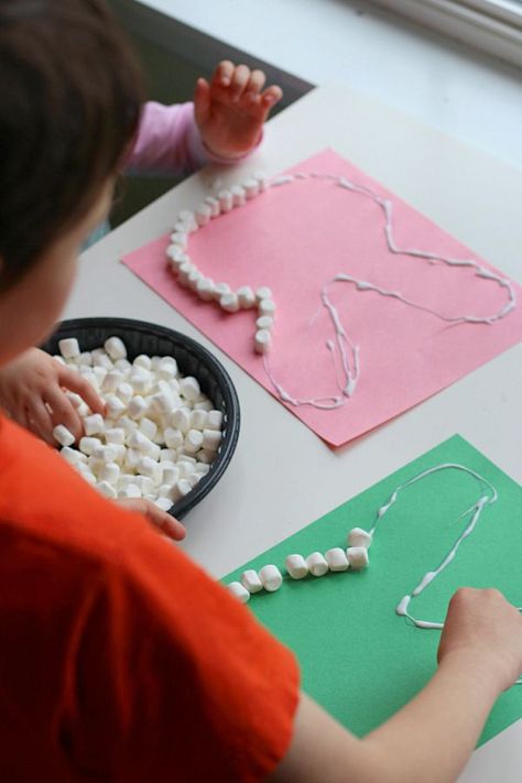 Easy Easter crafts with household objects: Marshmallow bunny pictures at No Time for Flash Cards Marshmallow Bunny Craft, Marshmallow Pictures, Easter Bunny Craft, Easter Marshmallow, Marshmallow Crafts, Easter Basket Crafts, Bunny Craft, Marshmallow Bunny, Easter Arts And Crafts