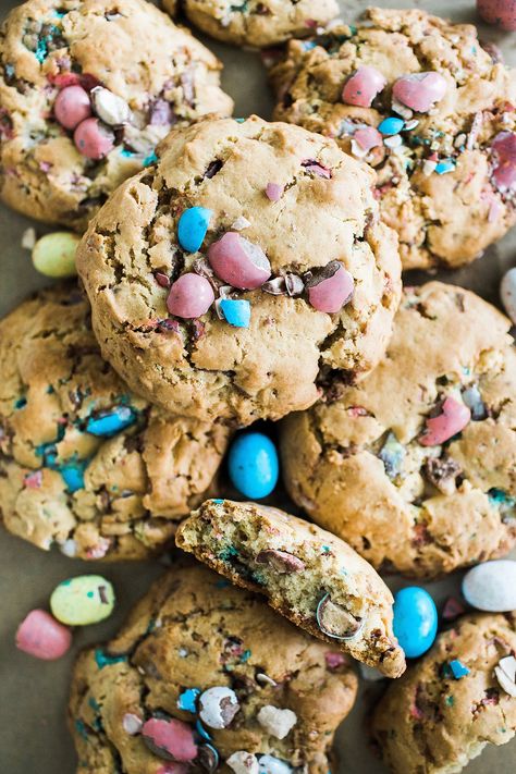 Malt Ball Cookies, Robin Egg Cookies, Malted Milk Ball Cookies, Malted Milk Cookies, Whoppers Candy, Easter Candy Recipes, Cookies Spring, Milk Balls, Robin Eggs