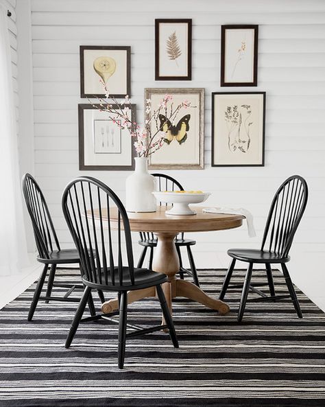 Kitchen Farm Table, Room Decor Cottage, Luxury Dining Room Tables, Ethan Allen Dining, Cottage Dining, Cottage Dining Rooms, Transitional Dining Room, Round Dining Room Table, Round Dining Room