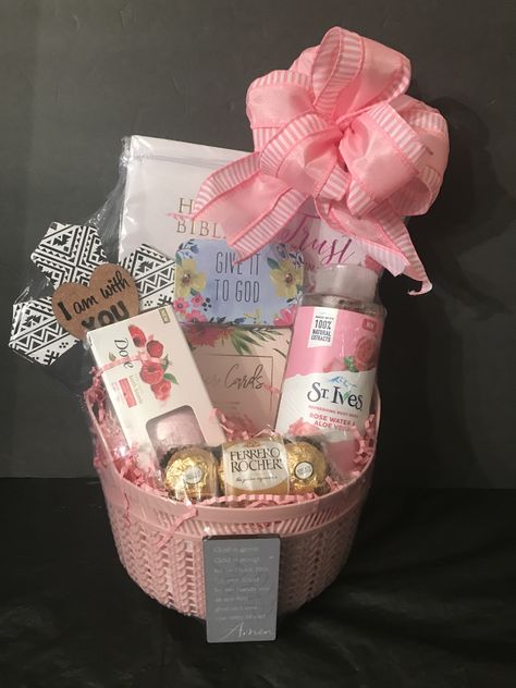 Basket Ideas For Mother’s Day, Mother’s Day Gift Bags For Coworkers, Selfcare Basket, Valentines Day Gift Baskets, Pink Mothers Day Basket, Mother’s Day Gift Ideas In Bulk, 21st Birthday Gift Baskets, Mother’s Day Gifts Baskets Dollar Tree, Diy Mother's Day Gift Basket