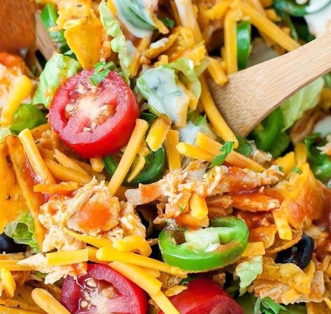 Buffalo Chicken Taco, Chicken Taco Salad Recipe, Salad Taco, Salad Macaroni, Buffalo Chicken Tacos, Taco Salad Recipe, Salad Quinoa, Salad Kale, Chicken Taco Salad