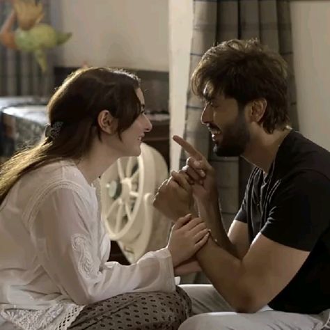 Kabhi Main Kabhi Tum Drama, Pakistani Drama Aesthetic, Brown Couples, Fahad Mustafa, Hania Aamir, Desi Love, Hania Amir, Pak Drama, Best Friend Quotes For Guys