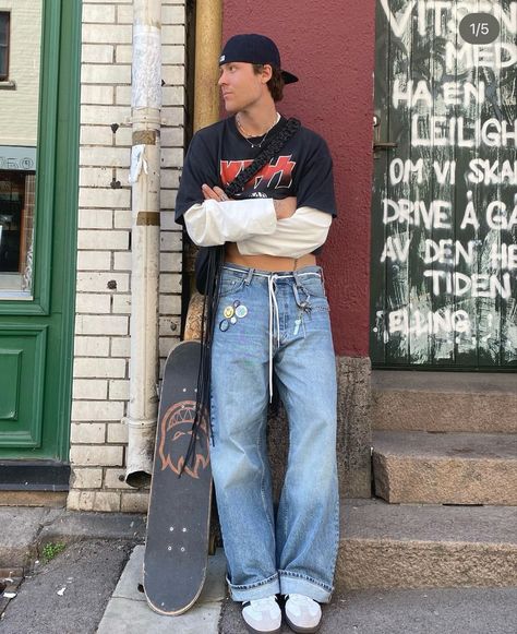 Skater Style Men, Mens Street Style Summer, Streetwear Inspo, Aesthetic Streetwear, Street Style Outfits Men, Street Fashion Men Streetwear, Guys Clothing Styles, Mens Outfit Inspiration, Mens Fashion Casual Outfits