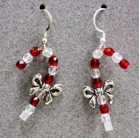 candy cane earrings Diy Christmas Earrings, Candy Cane Earrings, Christmas Jewelry Diy, Red And Silver, Christmas Bead, Homemade Jewelry, Holiday Earring, Holiday Jewelry, Christmas Earrings