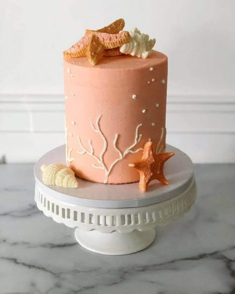 Coral Cake Ideas, Coral Cake Birthday, Waldorf Birthday Cake, Seashell Birthday Cake, Coral Reef Cake, Coral Birthday Party, Coral Food, Beach Birthday Cake, Coral Cake