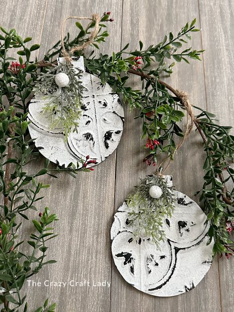 Dollar Store Tin Tile Ornaments Galvanized Ornaments, Dollar Tree Tiles Ideas, Christmas Ornaments Dollar Tree, Dollar Tree Tin Tile Christmas Crafts, Dollar Tree Tile Ornament, Tin Tile Ornaments, Christmas Craft Dollar Tree, Dollar Tree Tin Tile Crafts, Tin Ornaments Diy