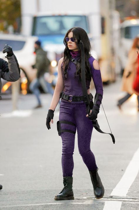 Kate Bishop Costume, Kate Bishop Comic, Making A Comic, Guys Back, Kate Bishop Hawkeye, Marvel Hawkeye, Marvel Costumes, Marvel Images, Young Avengers