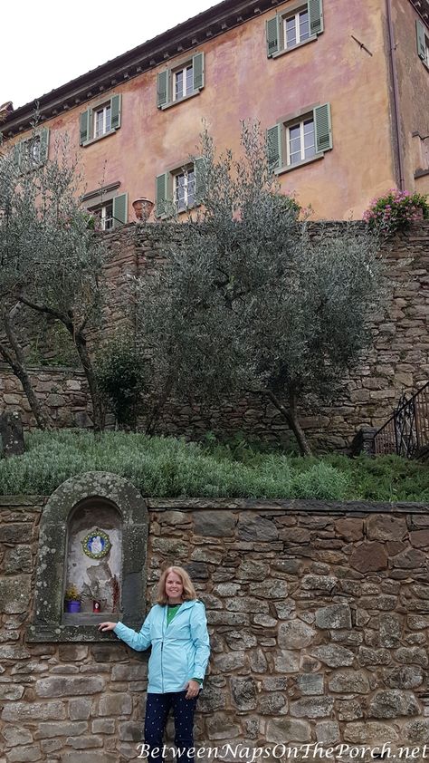 Shrine in Under The Tuscan Sun Cortona Italy, Rustic Italian Home, Sun House, Toscana Italia, Under The Tuscan Sun, Rustic Italian, Tuscan Villa, Tuscan House, Nile River