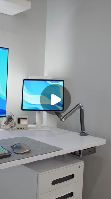 Apple Desk Setup, Ipad Desk Setup, Ipad Desk, Ipad Setup, Ipad Mount, Stylish Desk, Ipad Stand, Desk Setup, Sidecar