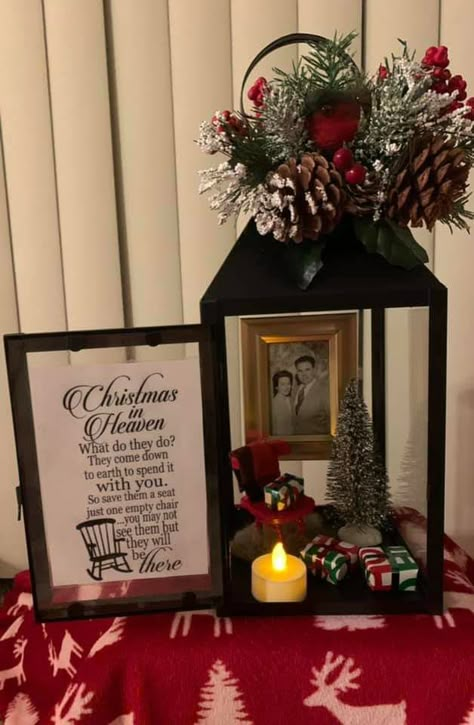 Christmas Memory Lantern, Christmas Memorial Ideas, Empty Chair Memorial, Christmas Laterns, Lantern Toppers, Photos Luminaries, Heaven Chair, Picture Centerpieces, Christmas In Heaven Lantern