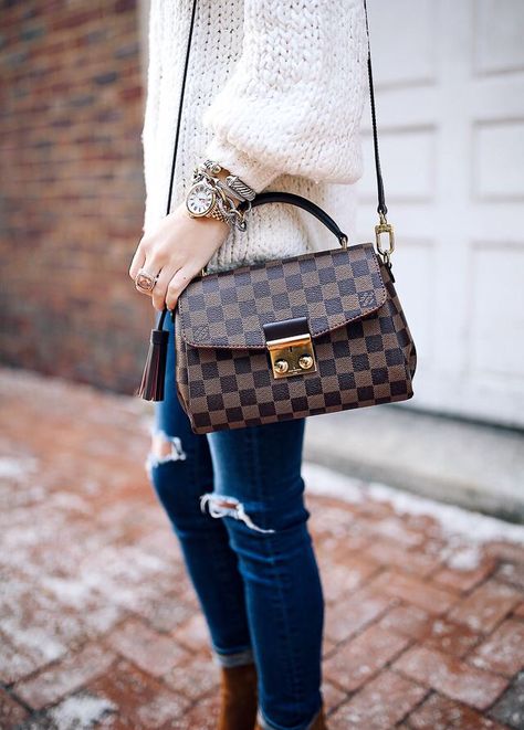 Chunky Beanie + My 5 Favorite Podcasts Τσάντε�ς Louis Vuitton, Louis Vuitton Taschen, Adidas Sl 72, Louis Vuitton Multicolor, Louis Vuitton Crossbody Bag, Louis Vuitton Vintage, Louis Vuitton Crossbody, Popular Handbags, Handbags Affordable