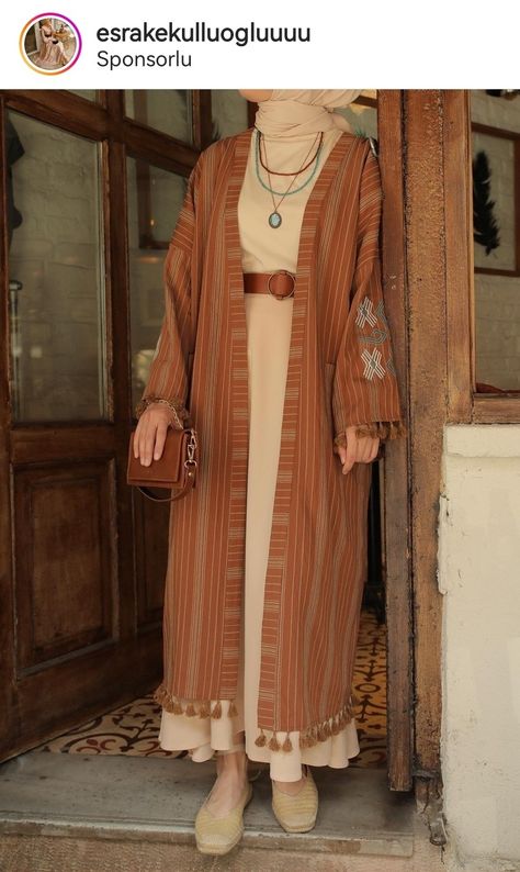 Abaya Jacket Style, Muslim Style Outfits, Muslimah Fashion Casual, Muslim Outfit, Casual Abaya, Simple Dress Casual, Modest Casual Outfits, Mode Kimono, Trendy Shirt Designs