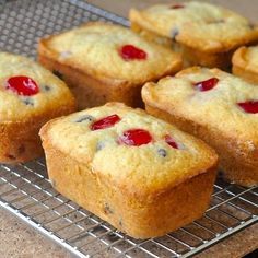 These cherry chocolate chip crinkle cakes are reminiscent of my childhood when they were available as plain, gumdrop or raisin at local bakeries & markets. Crinkle Cakes, Newfoundland Recipes, Rodjendanske Torte, Mini Loaves, Mini Torte, Loaf Cakes, Rock Recipes, Cherry Chocolate, Cherry Cake