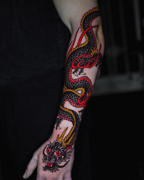 Dragon Hand Tattoo, Traditional Dragon, Bodysuit Tattoos, Sunset Tattoo, Red Dragon Tattoo, Tato Naga, Dragons Tattoo, Dragon Tattoos For Men, Brain Tattoo