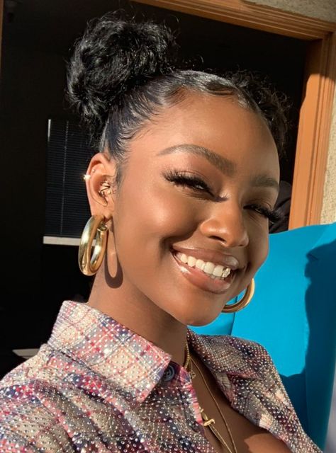 Justine Skye Justine Skye, Pelo Afro, Dark Skin Beauty, Looks Black, Makeup For Black Women, Baddie Hairstyles, Black Girls Hairstyles, Beautiful Hair, Girl Hairstyles