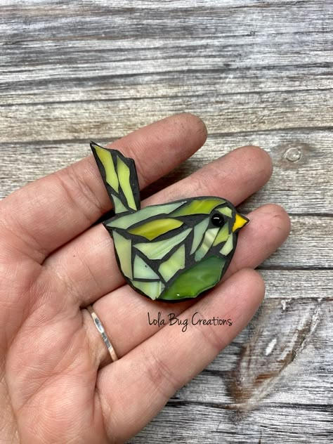 Easy Mosaic Art, Colored Grout, Easy Mosaic, Stained Glass Mosaic Art, Mosaic Art Diy, Micro Mosaic Jewelry, Mosaic Inspiration, Mosaic Garden Art, Mosaic Animals