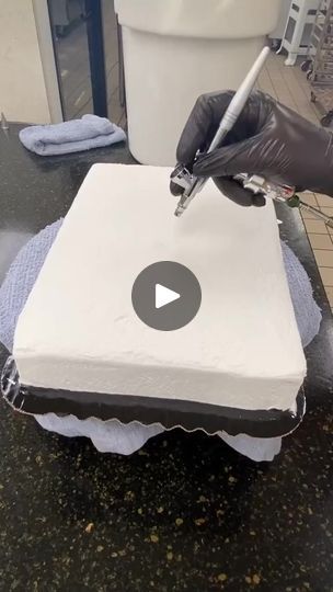 Show Stopper Cakes, Satisfying Cake Decorating Videos, Showstopper Cakes, Throwback Music, Love Reels, Fresh Cake, Cake Decorating Videos, Cake Videos, Cake Decorating Tips