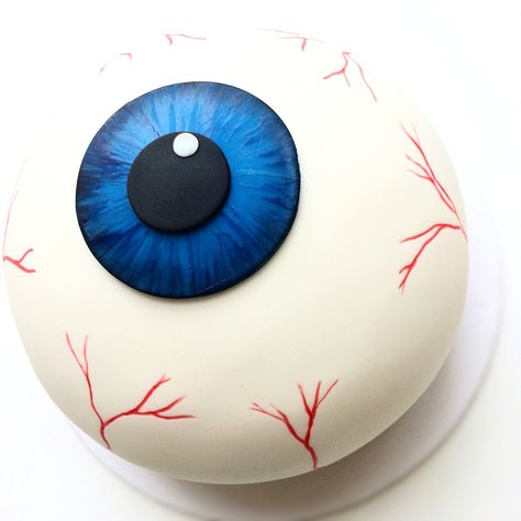 Eye ball scientist cake Scientist Cake, Halloween Fondant Cake, Eye Cake, Eyeball Cake, Eye Ball, Eye Eye, Halloween Eyeballs, Eye Doctor, Bday Cake