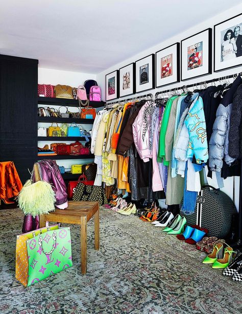 Kendall Jenner's fitting room filled with clothes, shoes, and accessories The Closet, Kendall Jenner, Angeles, Rug, Handbags, Wall, Closet, Clothes, Los Angeles