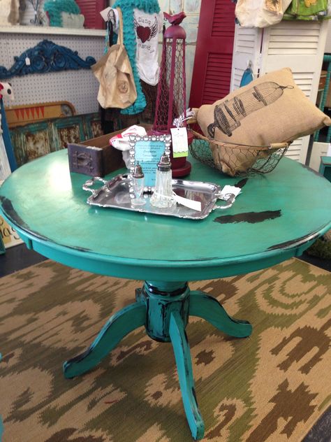 42" round dining table General Finishes Patina with  Tobacco glaze and spar varnish Upcycle Round Table, Round Table Painting Ideas Colorful, Round Dining Table Turquoise, The Turquoise Table, Turquoise Stained Table, Coffee Table Redo, General Finishes Milk Paint, Table Ronde, Painting Furniture Diy