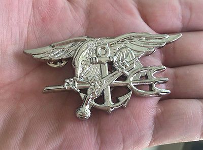 Us Navy Seals, Live Screen Wallpaper, Navy Seal, Badge Pin, Finger Tips, Navy Seals, Jack Black, Us Navy, Create A Logo