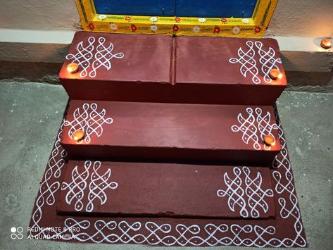 Design For Stairs, Tippudu Muggulu, Melika Muggulu, Border Kolam, Dots Muggulu, 3d Rangoli, Traditional Rangoli, Dot Kolam, Home Wall Painting