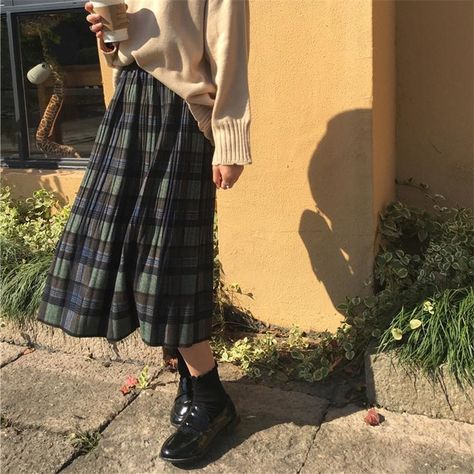 Plus Size Long Skirts, Pleated Plaid Skirt, Long Plaid Skirt, Long Skirt Casual, Skirt Streetwear, Plaid Pleated Skirt, Party Rock, Skirts Midi High Waisted, Half Skirt