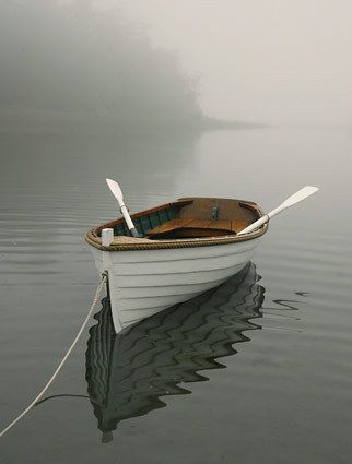 Peaceful Boats Photography, Row Boats, Old Boats, Boat Art, Boat Painting, Airbrush Art, Boat Plans, Row Boat, Small Boats