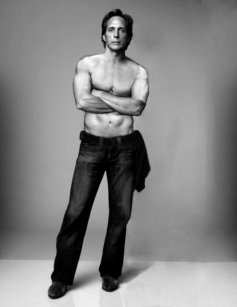 William Fichtner with NO SHIRT!!! :-o I found this on DeviantArt. INCREDIBLE!!! OH MY GAWD...!!! William Fitchner, Trending Tv Shows, Gangster Squad, Sarah Wayne Callies, Matthew Fox, William Fichtner, Favourite Flowers, Moving To California, Frank Zappa