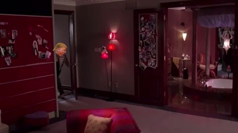 The Lincoln Project on Twitter: "Regina Trump https://t.co/qQ3rEVLbCe" Regina George Mood Board, Regina George House, Regina George Bedroom, Regina George Room, Chick Flick, Set Painting, Film Crew, Burn Book, Regina George