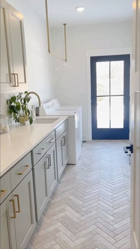 Laundry Reno, Room Tiles Floor, Room Floor Tiles, Kathleen Post, Laundry Room Tile, Herringbone Tile Floors, Blue Laundry Rooms, Mudroom Flooring, Hgtv House