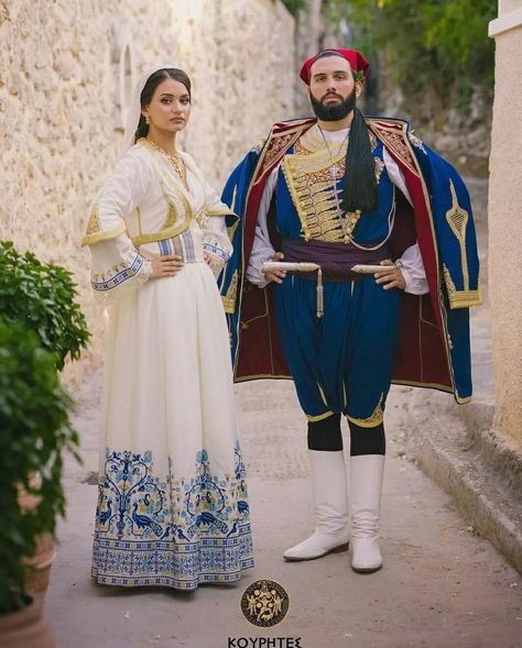 Traditional Greek Clothing, Greek Clothes, Greek Man, Greek Traditional Dress, Greek Dancing, Greek Men, Greece Crete, Greek Beauty, Costumes Around The World