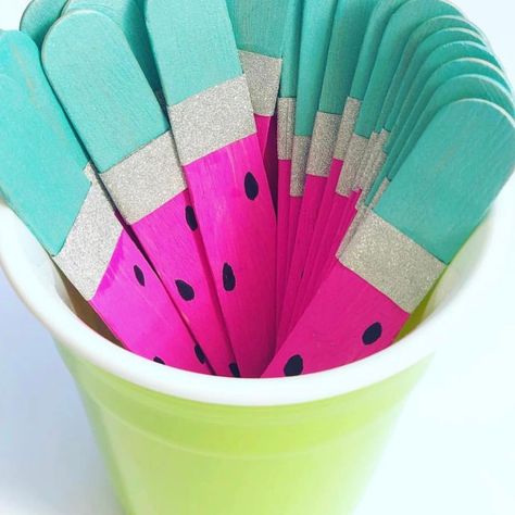 🌈 Your BFF in the classroom on Instagram: “#teachertip These watermelon paddle pop sticks are a fantastic tool for classroom management!!⠀ Simply write your students names on each of…” Equity Sticks, Painted Paddles, Paddle Pop, Elementary Classroom Ideas, Pop Stick, Classroom Teacher, Popsicle Sticks, Teacher Hacks, Teacher Classroom