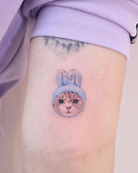 3,778 Likes, 30 Comments - heemee (@heemee.tattoo) on Instagram: “🐰 ? 🐱 ?” Cat With Hat Tattoo, Hamster Paw Tattoo, Small Hamster Tattoo, Cute Hamster Tattoo, Animal Tattoos, Print Tattoos, Paw Print Tattoo, Paw Print, Tattoos