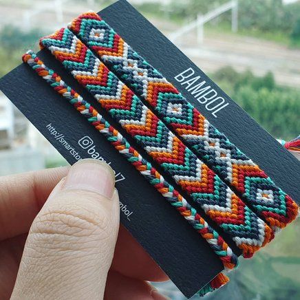 Normal pattern #26424 | BraceletBook Yarn Bracelets Aesthetic, Aesthetic Thread Bracelets, Braceletbook Patterns Easy, Thread Bracelet Patterns, Yarn Bracelets Patterns, Bracelet Patterns String, Braclete Pattern, Normal Pattern Bracelet, Friend Ship Bracelet