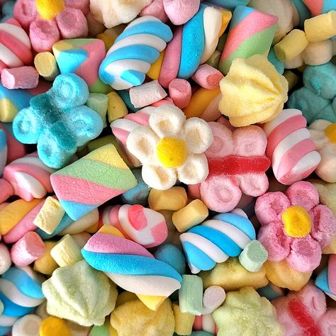 OMG!!!! Look how beautiful this Easter Marshmallow mix is! A combo of our best marshmallows. 🐣🤩  Honestly, I feel like it's too pretty to eat 🥹 Sour Candy Aesthetic, Marshmallow Aesthetic, Rainbow Marshmallow, Aesthetic Candy, Candy Aesthetic, Moodboard Images, Candy Gore, Sweet Vibes, Easter Marshmallow