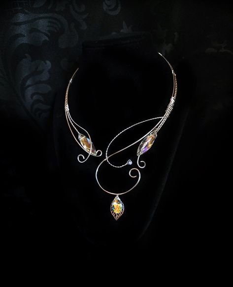 Fantasy Choker, Torc Necklace, Elvish Jewelry, Elven Costume, Torque Necklace, Golden Yellow Color, Cute Engagement Rings, Medieval Fantasy, Silver Pieces