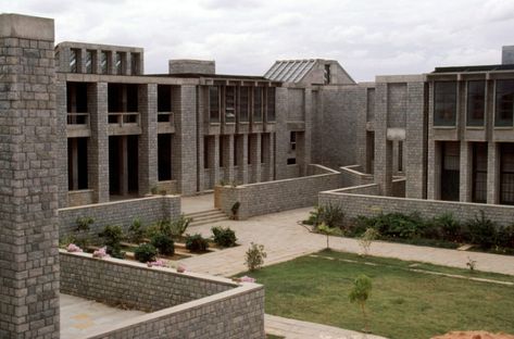 B V Doshi, Iim Bangalore, Indian Institutes Of Management, Prabhas Actor, Personality Growth, Low Cost Housing, Timeless Architecture, Concrete Architecture, Concrete Building