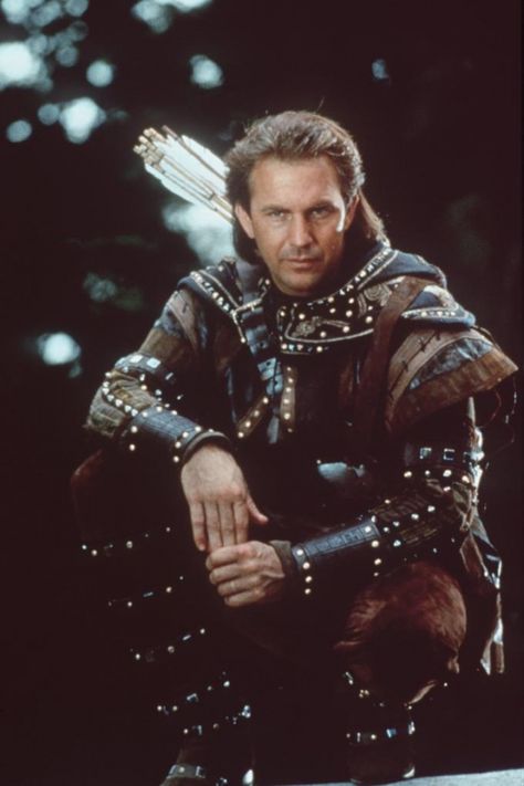 Kevin Costner in one of my fave movies. The only time I thought he was hot Robin Hood Prince Of Thieves, Prince Of Thieves, Beau Film, Mel Gibson, Kevin Costner, Sean Connery, Special Interest, Clint Eastwood, Robin Hood