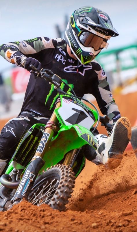 Eli Tomac at Atlanta 3 2021 Cool Dirt Bike Wallpaper, Motocross Wallpaper Dirt Bikes, Kawasaki Dirt Bikes, Motocrossed Movie, James Stewart Motocross, Deegan 38 Motocross, Dirt Bikes, Motocross, Atlanta