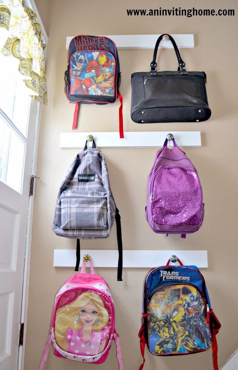 School Bag Storage Ideas, Backpack Rack, Bag Storage Ideas, School Bag Storage, Fall Organization, Backpack Hooks, Cool School Bags, Back To School Organization, Purse Storage